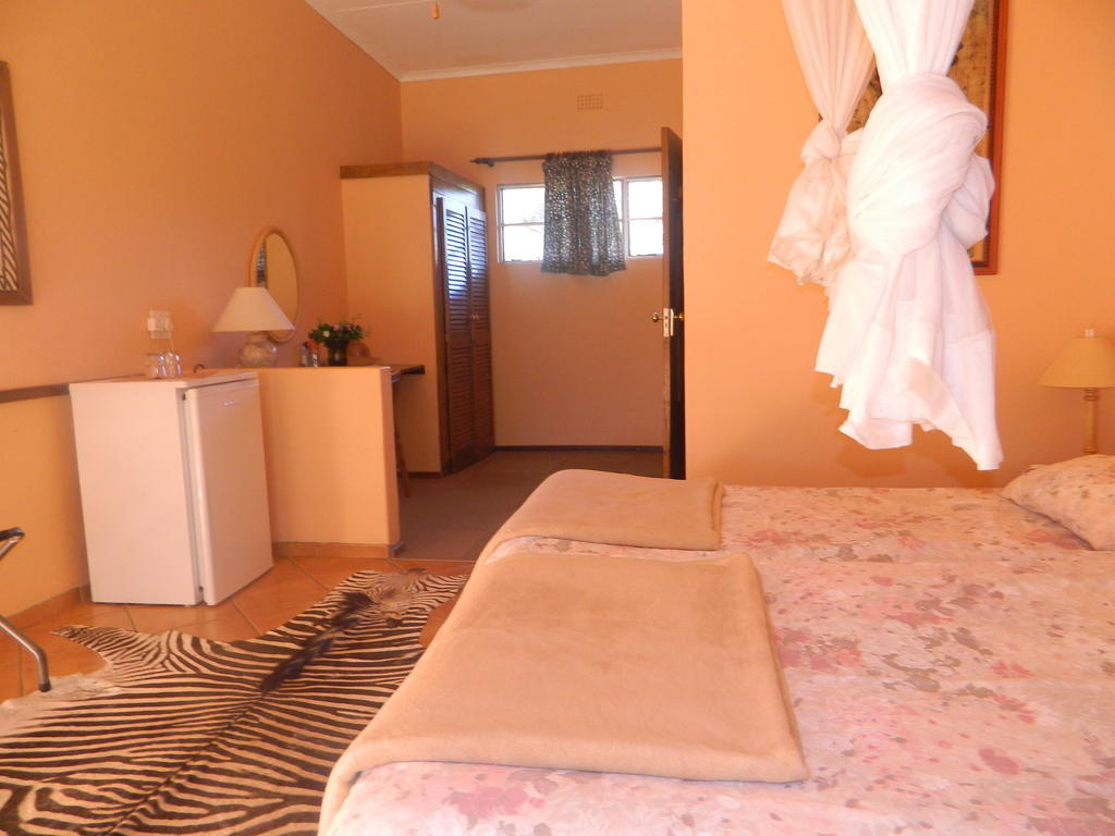 Corona Guest Farm Room photo